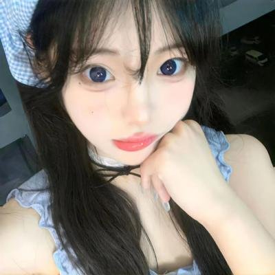 男人女人向前走